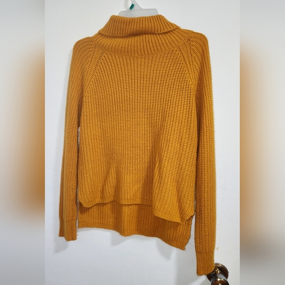 Hand-Made Mustard Knit Sweater - Picture 2 of 2